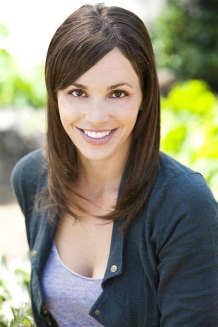 Aida Mollenkamp Net Worth