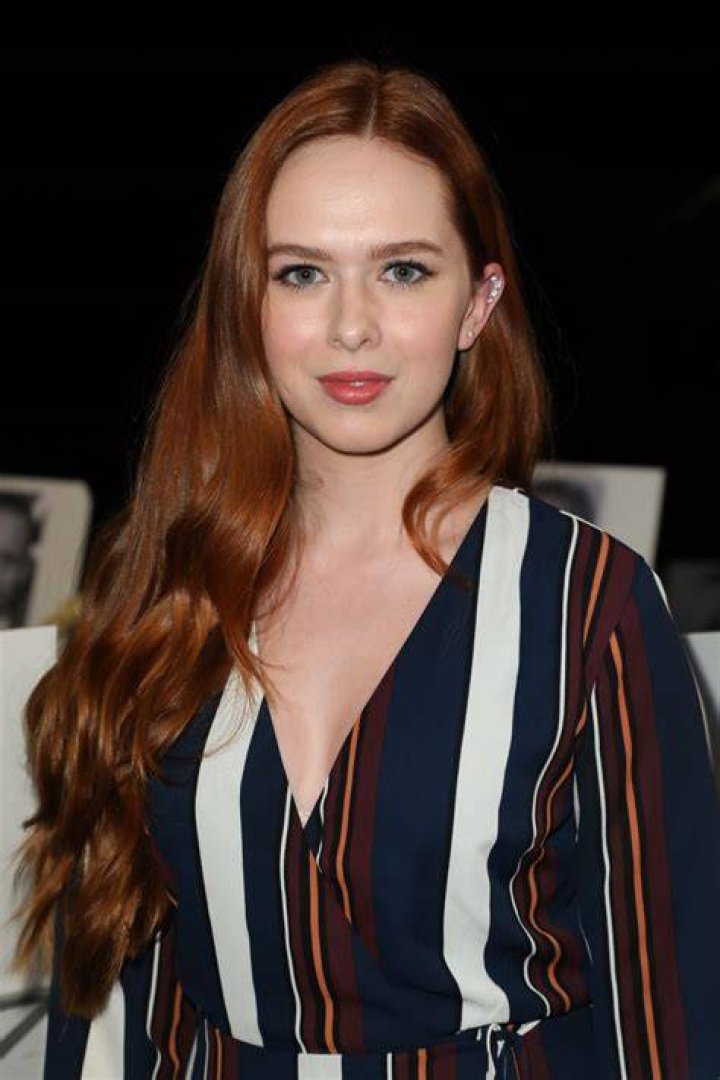 Elizabeth McLaughlin Elizabeth McLaughlin