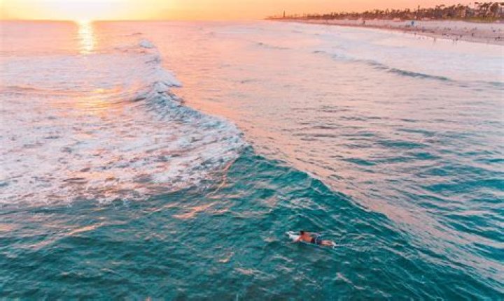 Is Venice Beach good for surfing?
