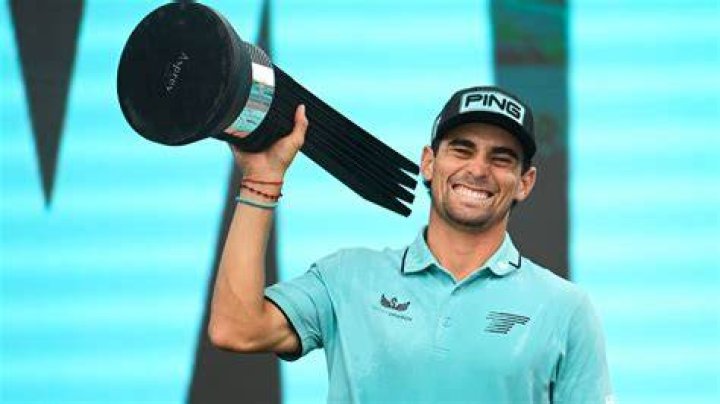 Joaquín Niemann Net Worth